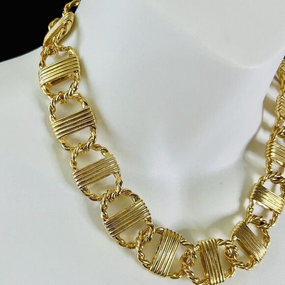 Vintage CIRO Bold Gold Plate Chunky Luxury Choker Necklace Wide Heavy 145gr 1343 - Picture 7 of 16